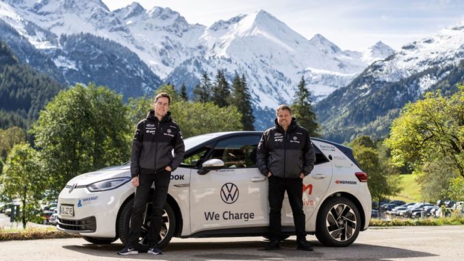 Startschuss für 20.000 Kilometer-Marathonfahrt mit dem VW ID.3